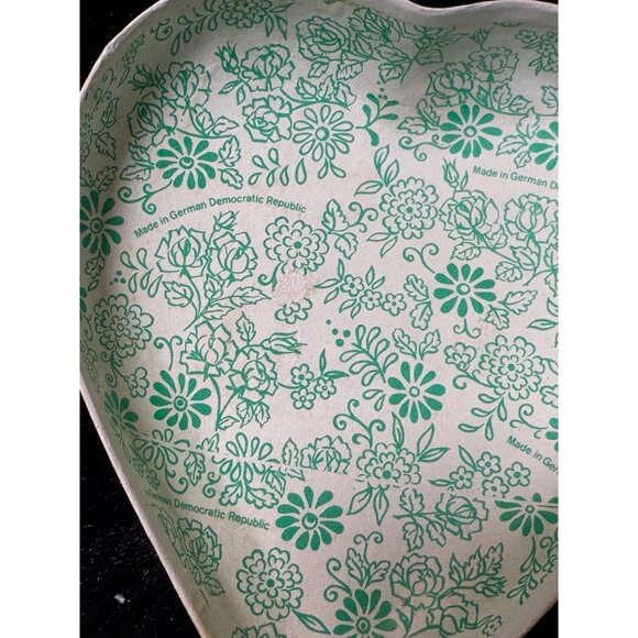 Vintage Germany Paper Mache Heart-Shaped  Box With Rooster Chicks Design Easter - Picture 8 of 10